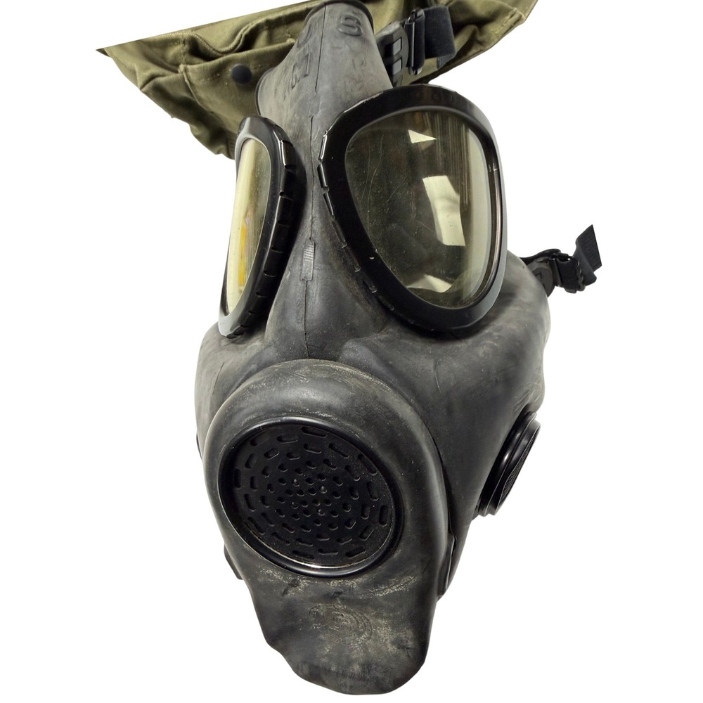 Vintage US Military M17 Protective Field Gas Mask with Canvas Carrying Bag OD
